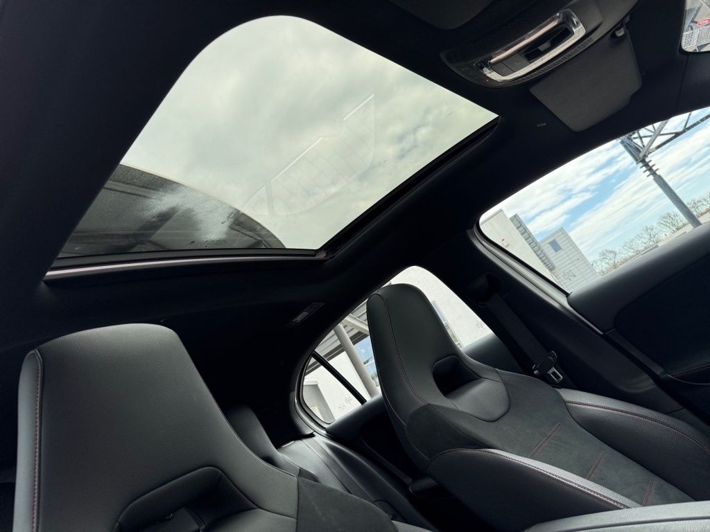 Mercedes-Benz A 200 d AMG, Pano-D, Kamera, Winter-P, CarPlay foto 7
