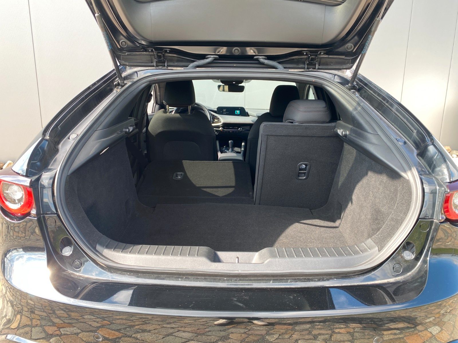 Mazda 3 LIMO HOMURA LED ALLWETTER SCHECKHEFT CARPLAY foto 18