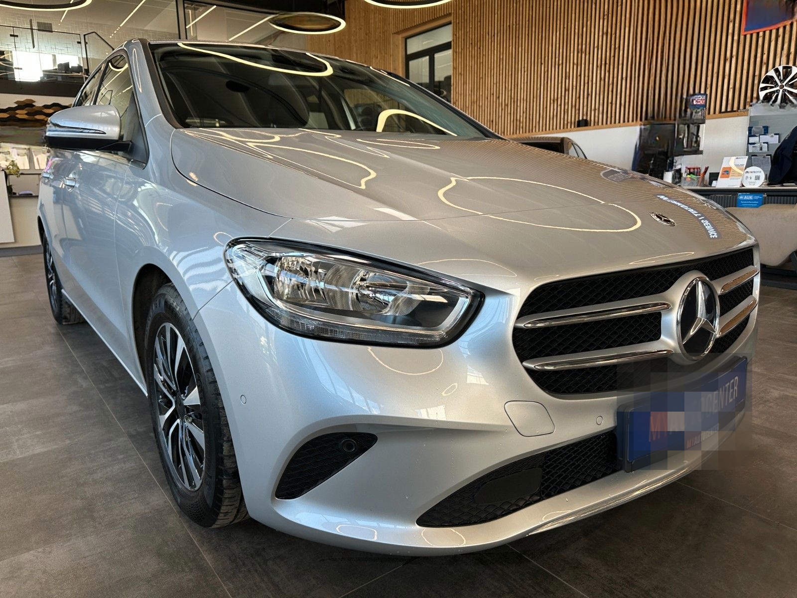 Mercedes-Benz B 200 *Kamera*PDC*Leder*Keyless*Navi* foto 3