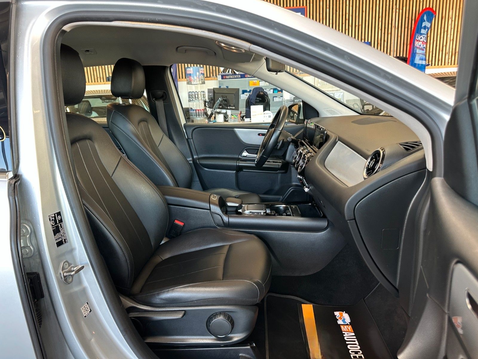 Mercedes-Benz B 200 *Kamera*PDC*Leder*Keyless*Navi* foto 23