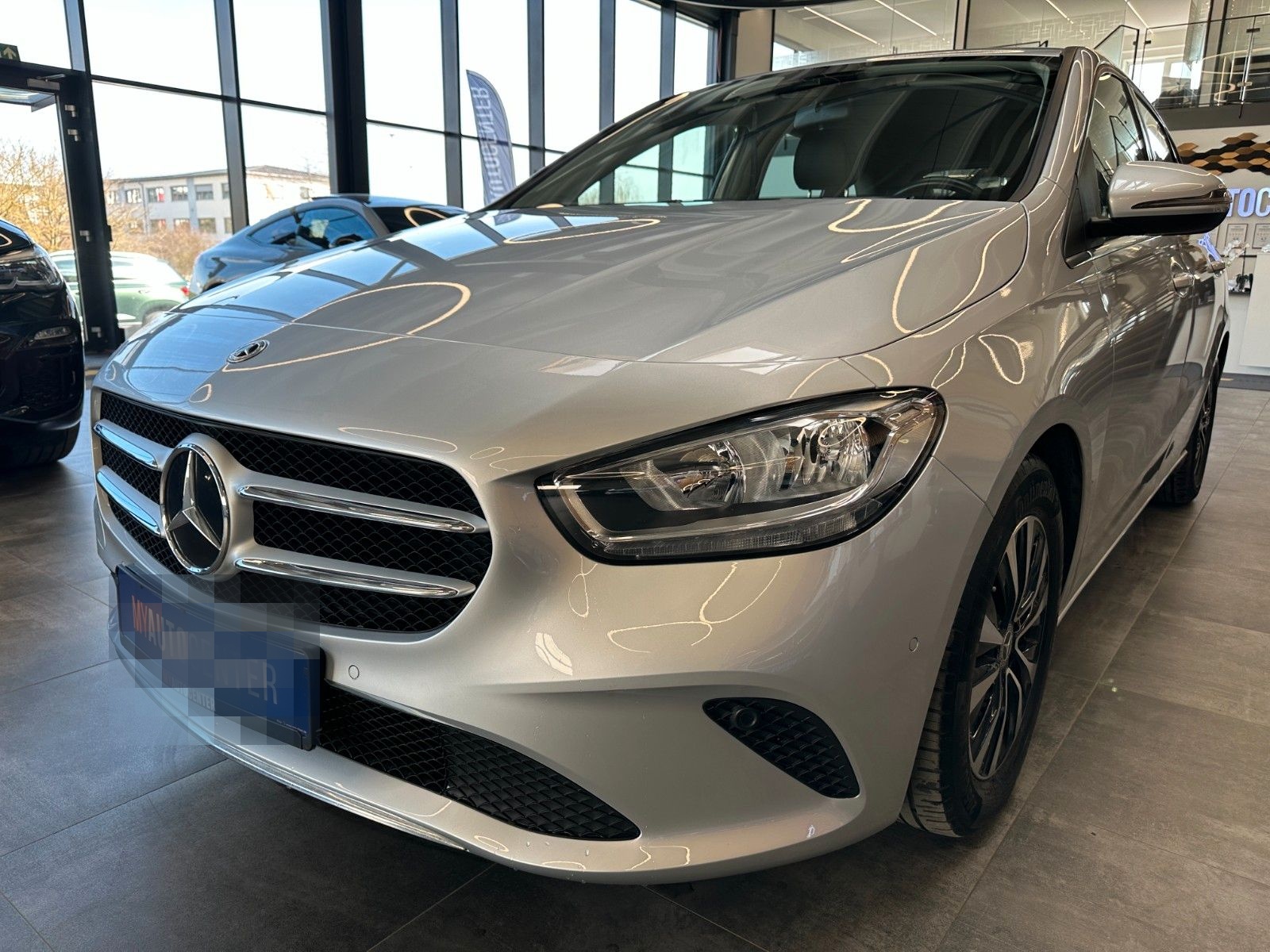 Mercedes-Benz B 200 *Kamera*PDC*Leder*Keyless*Navi* foto 4