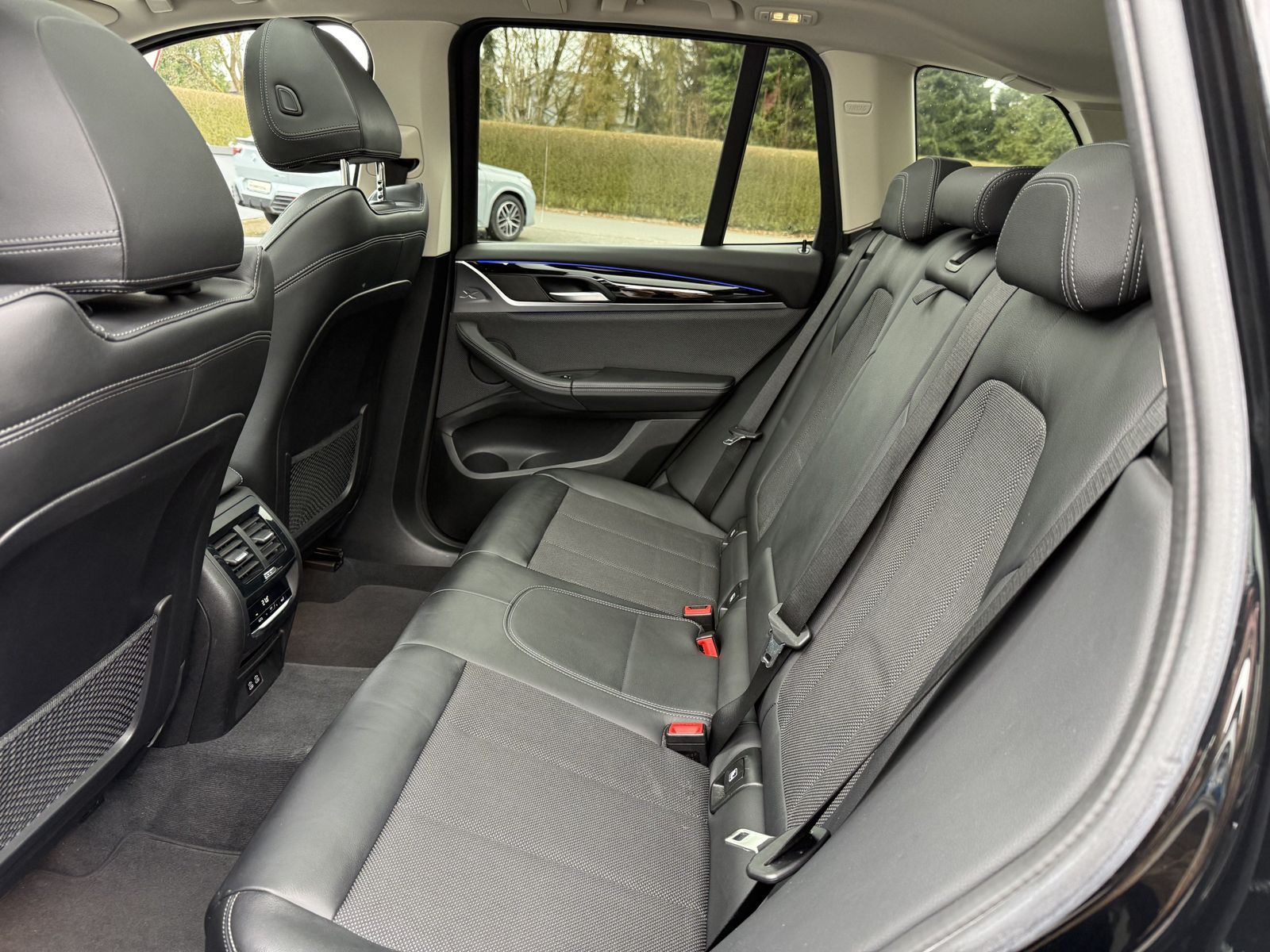 BMW X3 xDrive30d xLine Navi AHK HiFi Shz PDC Teilled foto 12