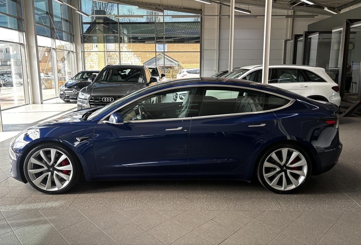 Tesla Model 3 Long Range Dual Motor AWD LED ACC Pano foto 8