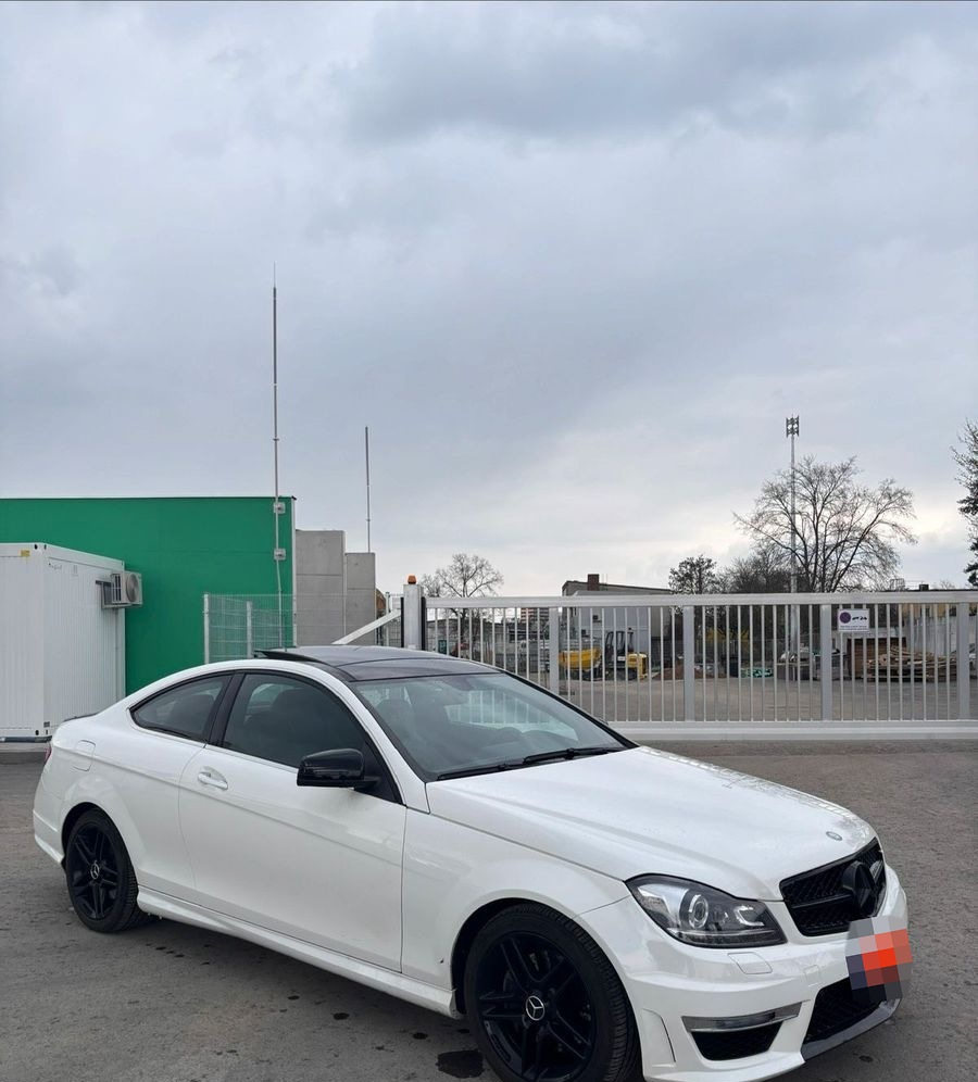 Mercedes-Benz Mercedes Benz C350 Coupe 4 Matic | TÜV neu foto 2