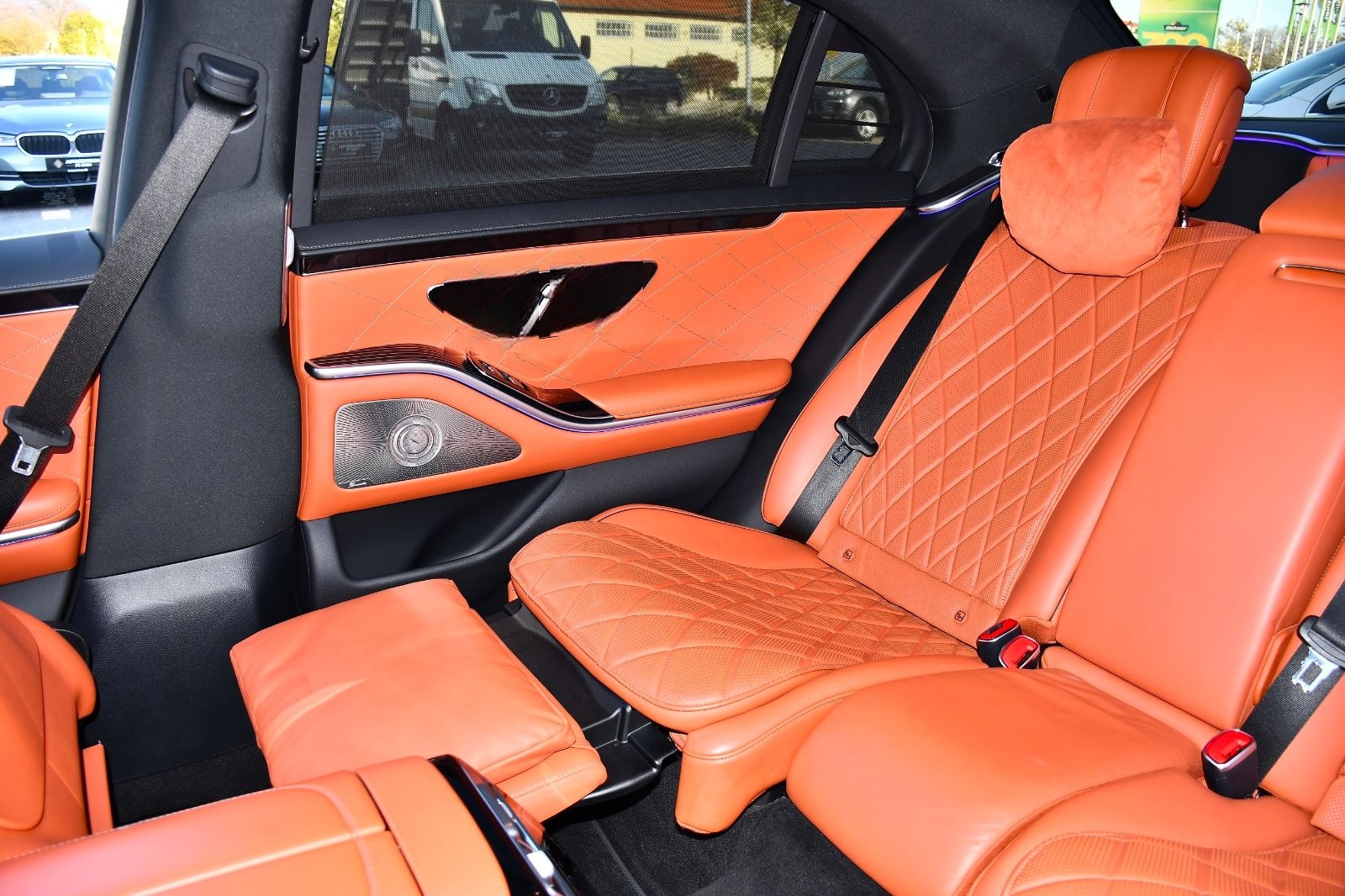 Mercedes-Benz S500 4Matic L AMG Chauffeur TV Digital Pano HUD foto 22