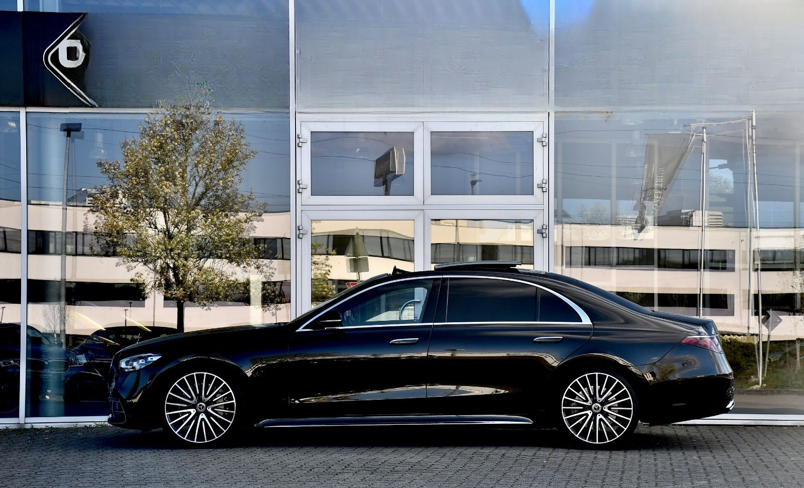 Mercedes-Benz S500 4Matic L AMG Chauffeur TV Digital Pano HUD foto 7