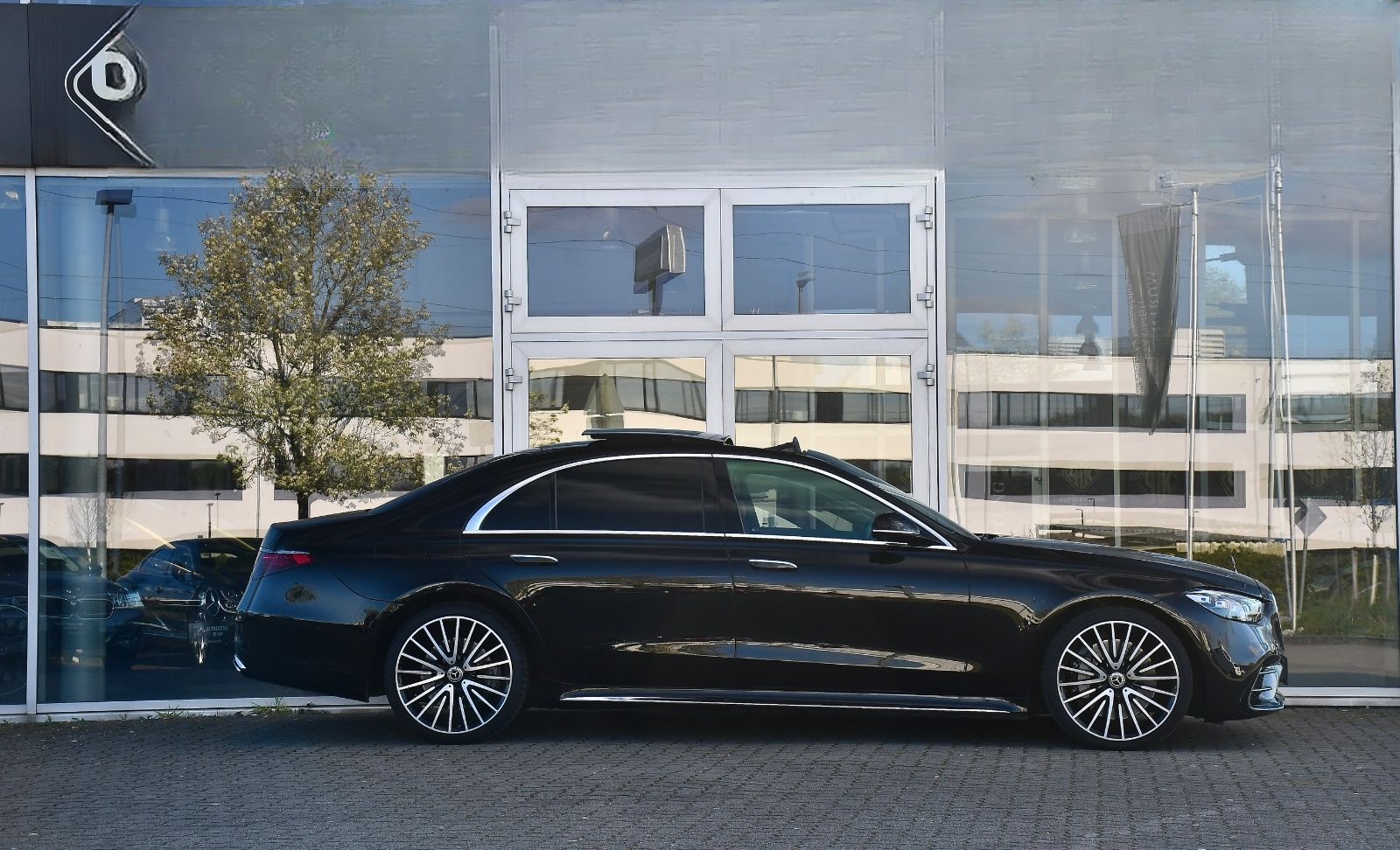 Mercedes-Benz S500 4Matic L AMG Chauffeur TV Digital Pano HUD foto 8