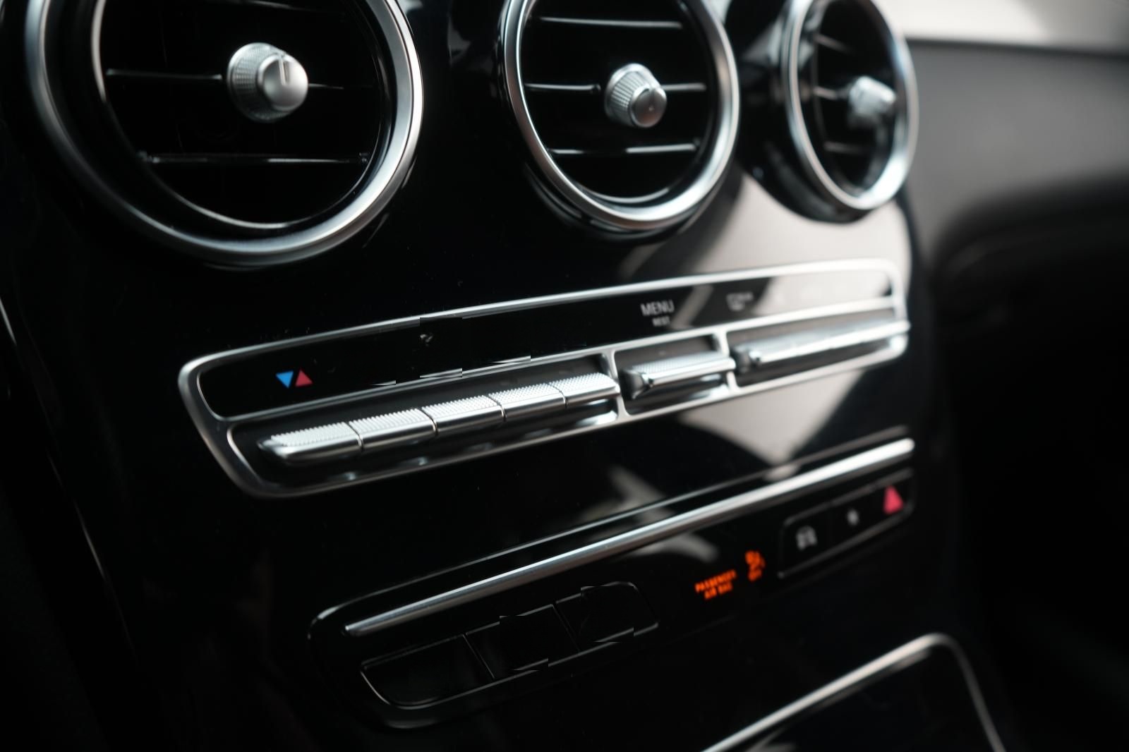 Mercedes-Benz GLC 220 d 4Matic 9G-Tronic AMG Leder/Distronic/K foto 16