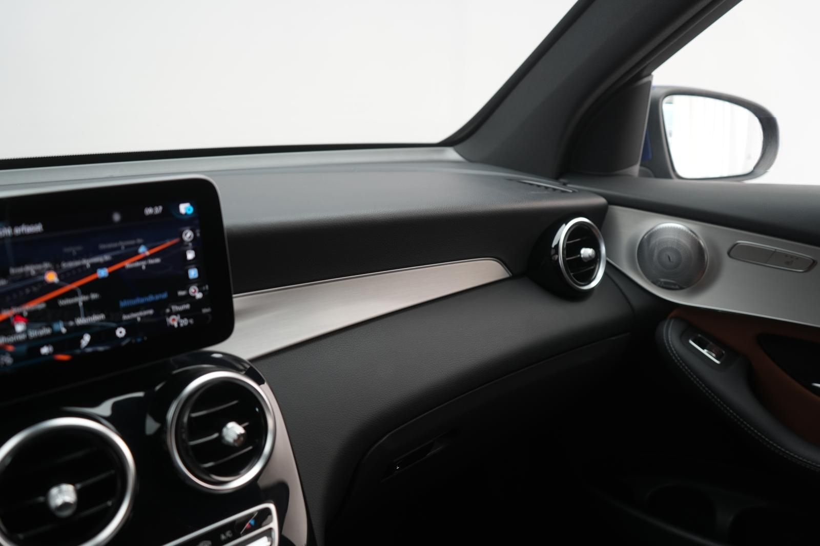 Mercedes-Benz GLC 220 d 4Matic 9G-Tronic AMG Leder/Distronic/K foto 25