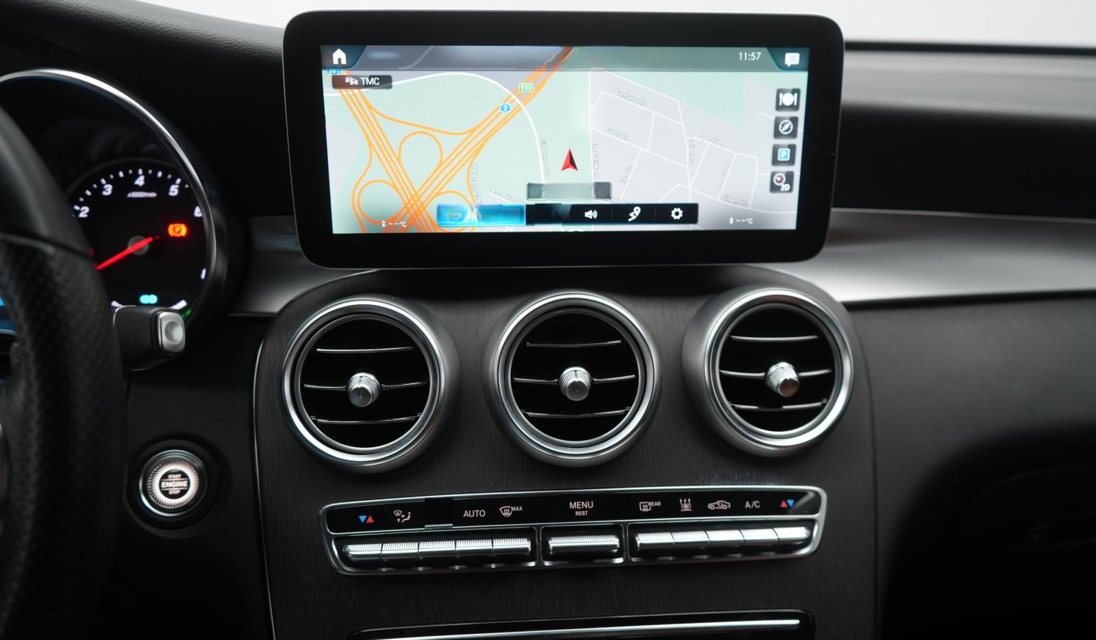 Mercedes-Benz GLC 300 e 4Matic 9G-Tronic AMG Leder/Temp/Kamera foto 16