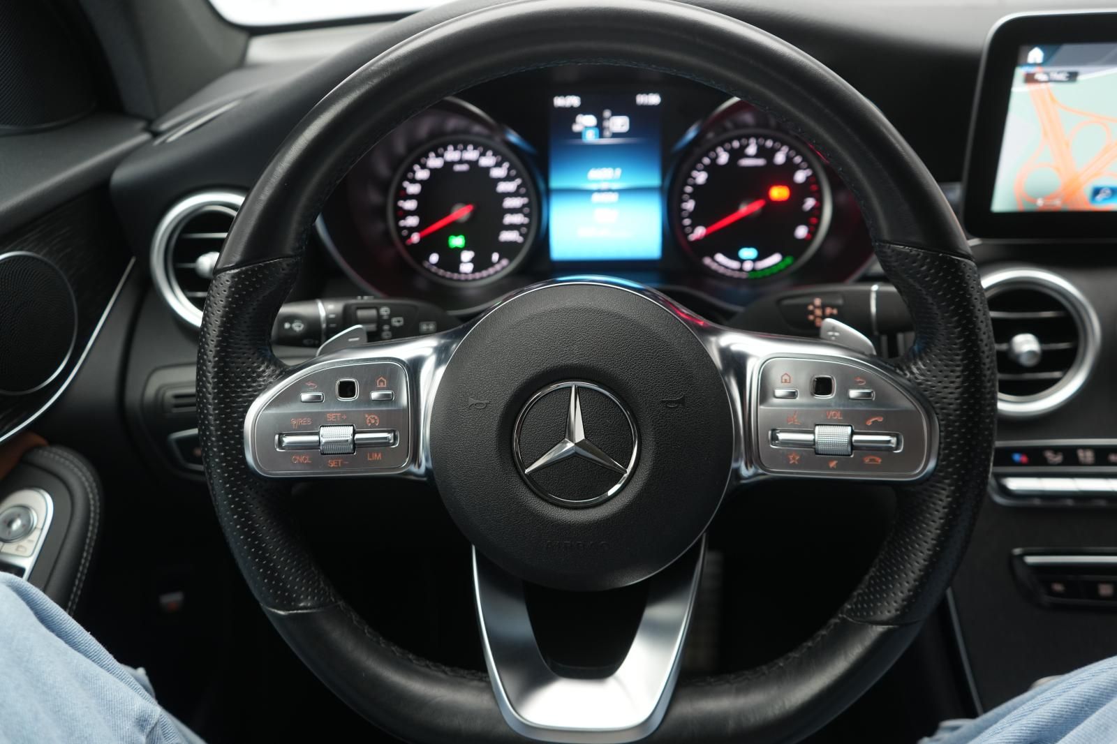Mercedes-Benz GLC 300 e 4Matic 9G-Tronic AMG Leder/Temp/Kamera foto 23