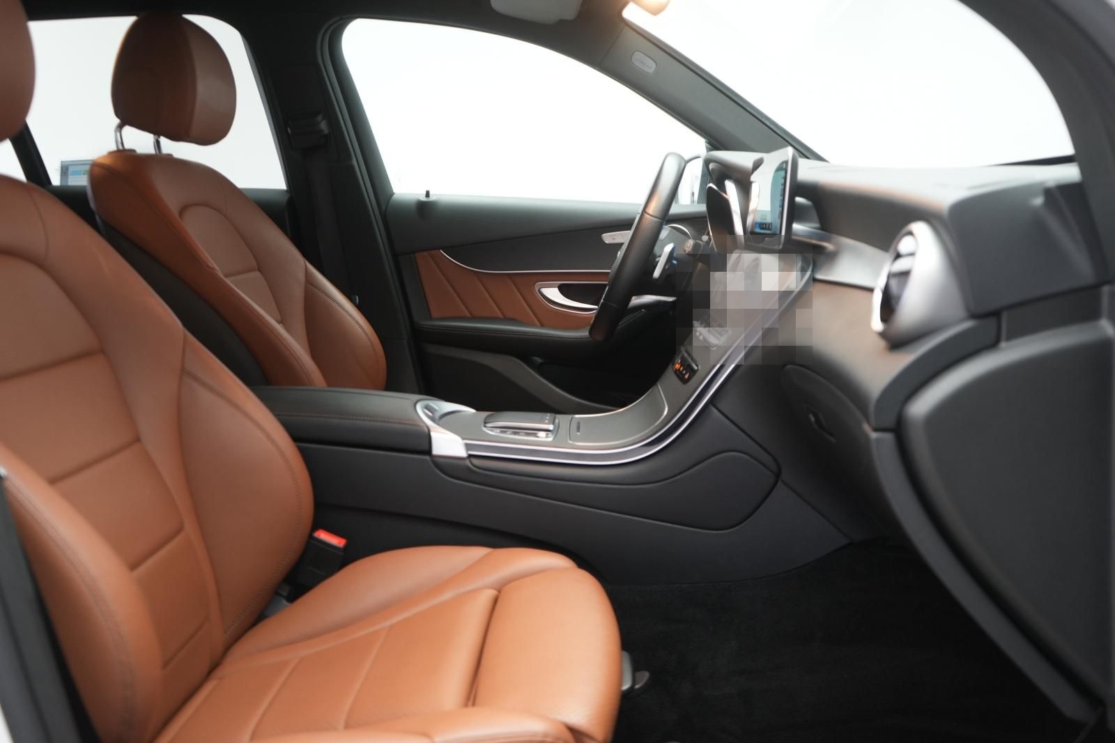 Mercedes-Benz GLC 300 e 4Matic 9G-Tronic AMG Leder/Temp/Kamera foto 6