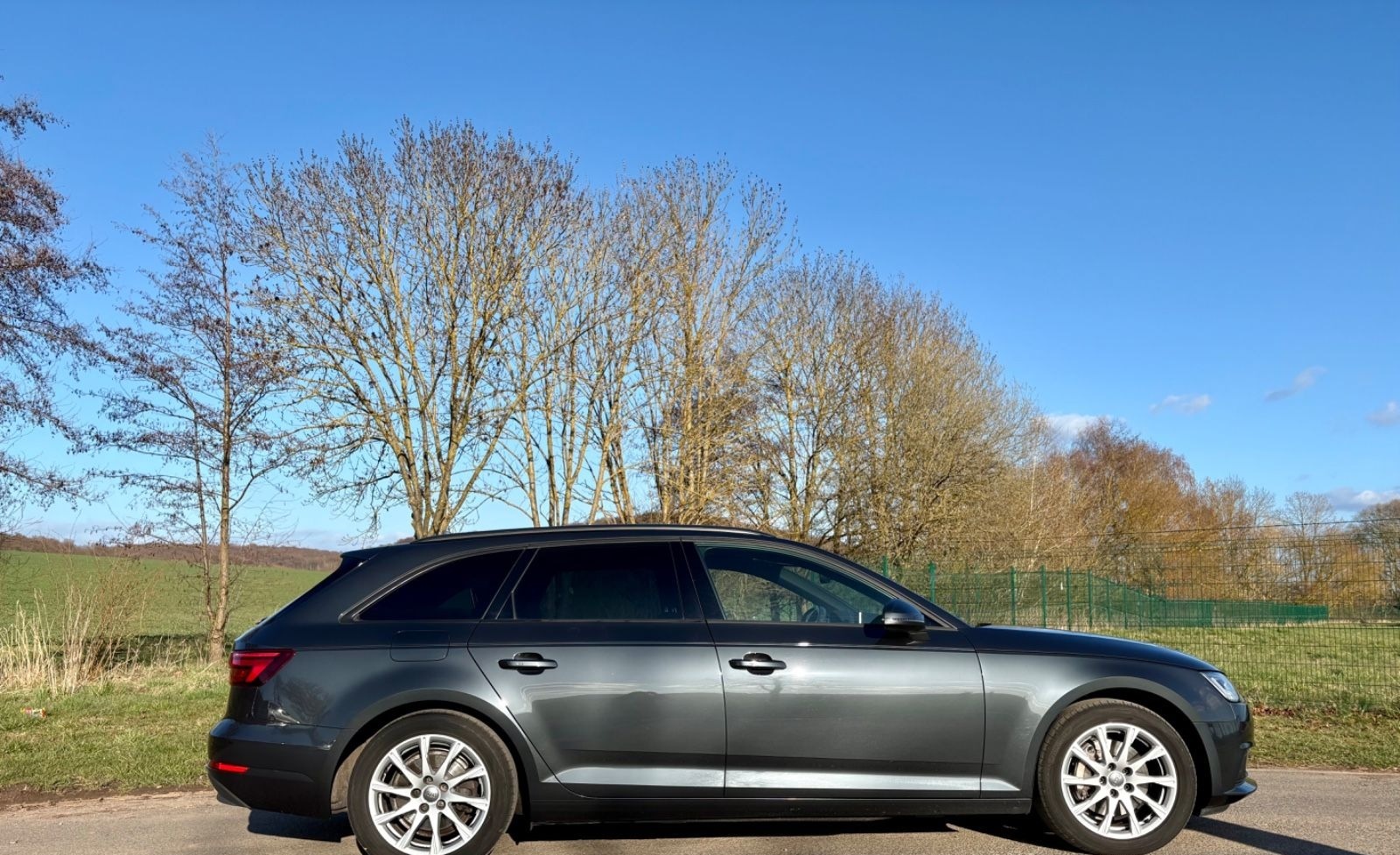 Audi A4 2.0 TDI 140kW S tronic Avant - foto 2