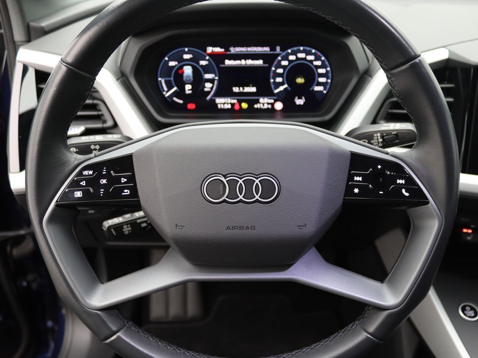 Audi Q4 35 e-tron / Standklima, ParkAssi, LED, RFK foto 16