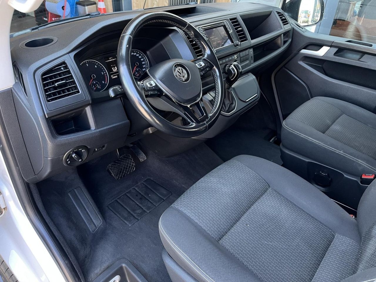 Volkswagen T6 Multivan 2,0 TDI DSG ACC AHK Kamera Navi foto 9
