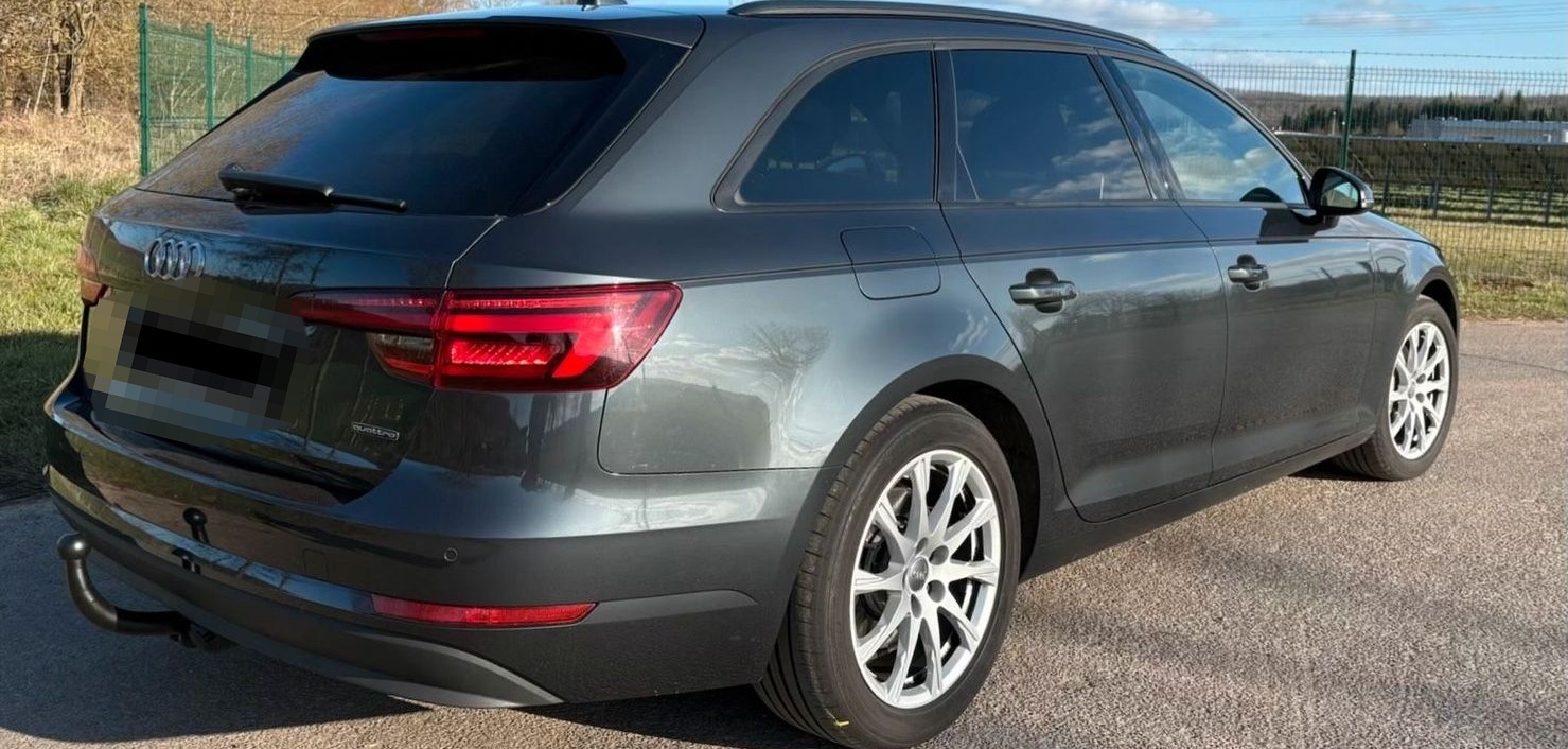 Audi A4 Avant quattro S-Tronic foto 3