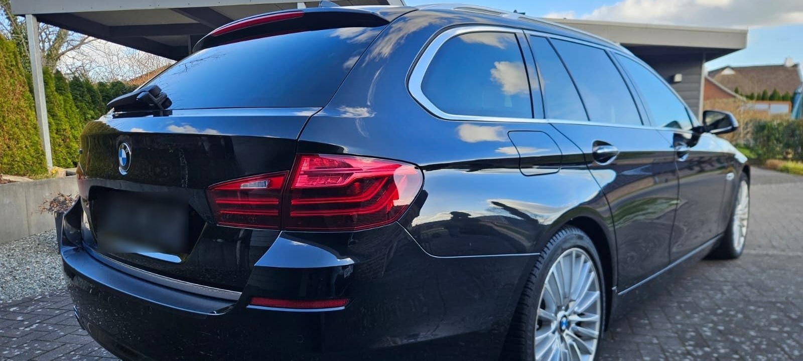 BMW 530D X Drive Touring Luxury Line Allwe... foto 2