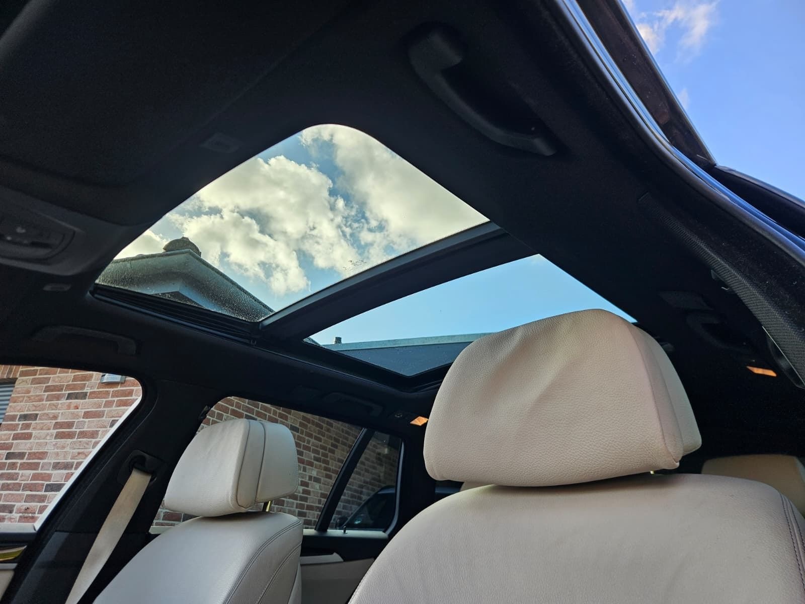 BMW 530D X Drive Touring Luxury Line Allwe... foto 8