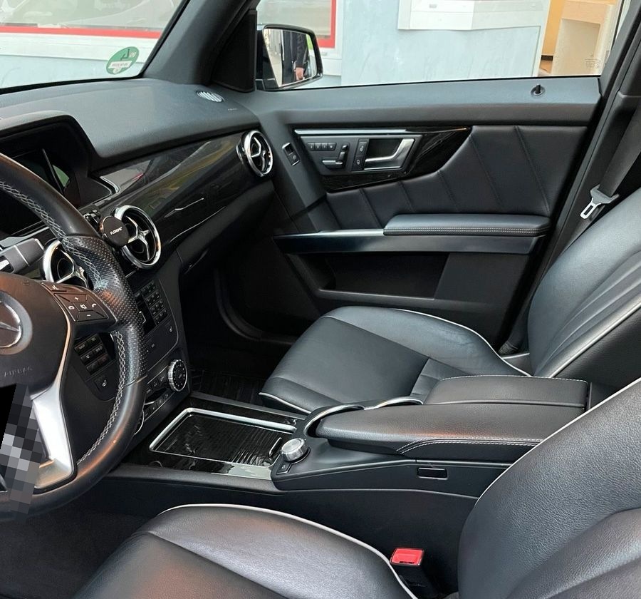 Mercedes-Benz GLK 350 4MATIC AMG Line foto 9