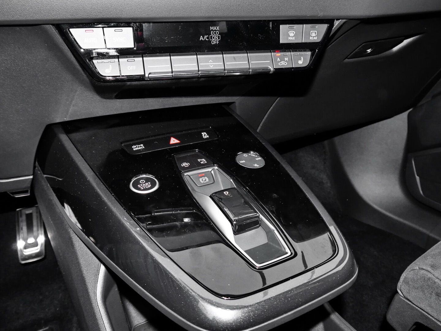 Audi Q4 e-tron 40 foto 15