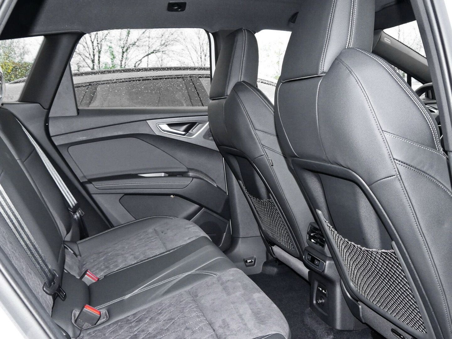 Audi Q4 e-tron 40 foto 9