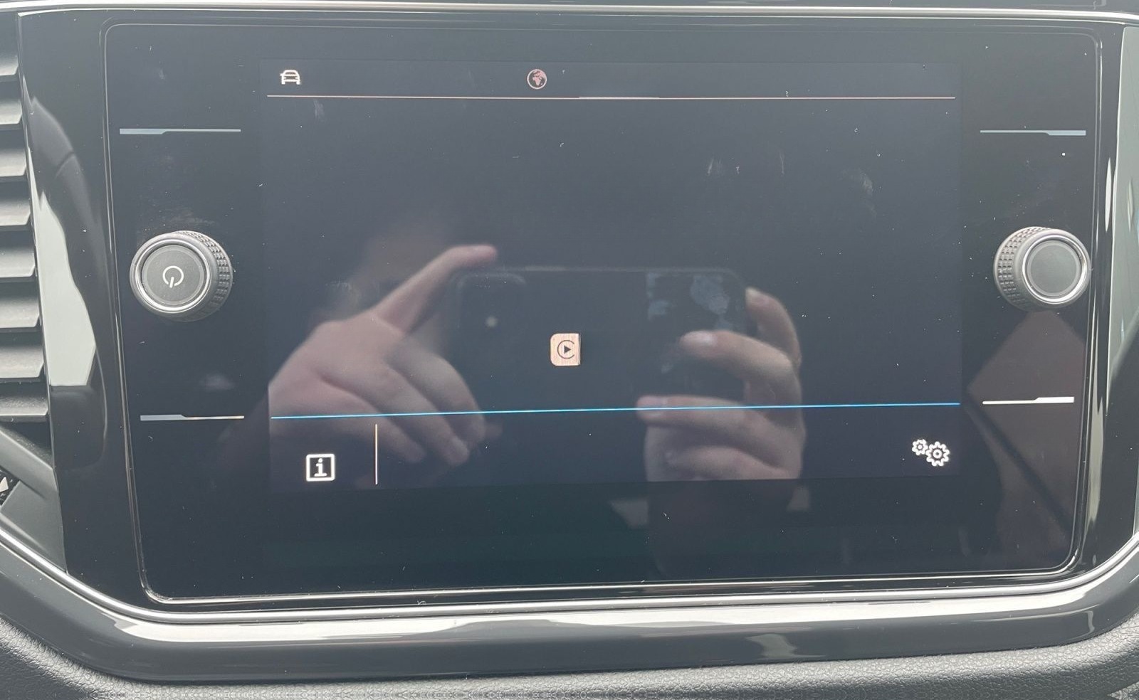 Volkswagen T-Roc 2.0 TSI DSG Sport 4Motion PDC Navi LED foto 17