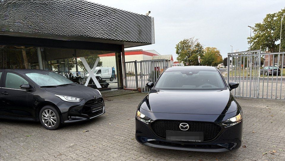 Mazda 3 SKYACTIV-G2.0 M Hybrid HOMURA, AUTOMATIK, R.Ka foto 15