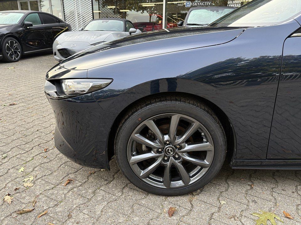 Mazda 3 SKYACTIV-G2.0 M Hybrid HOMURA, AUTOMATIK, R.Ka foto 5
