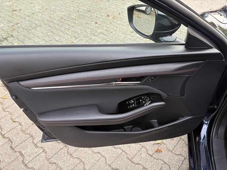 Mazda 3 SKYACTIV-G2.0 M Hybrid HOMURA, AUTOMATIK, R.Ka foto 6
