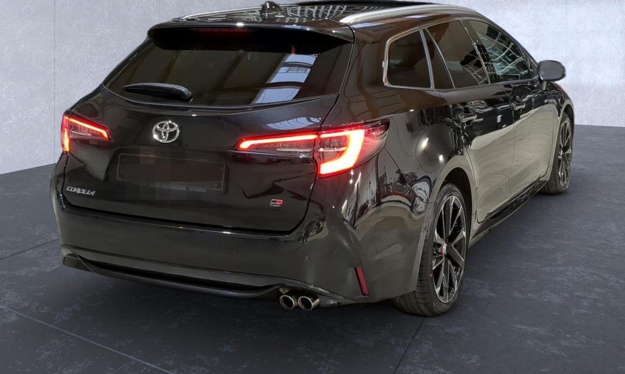 Toyota Corolla Touring Sports 2.0 Hybrid GR Sport Black foto 3