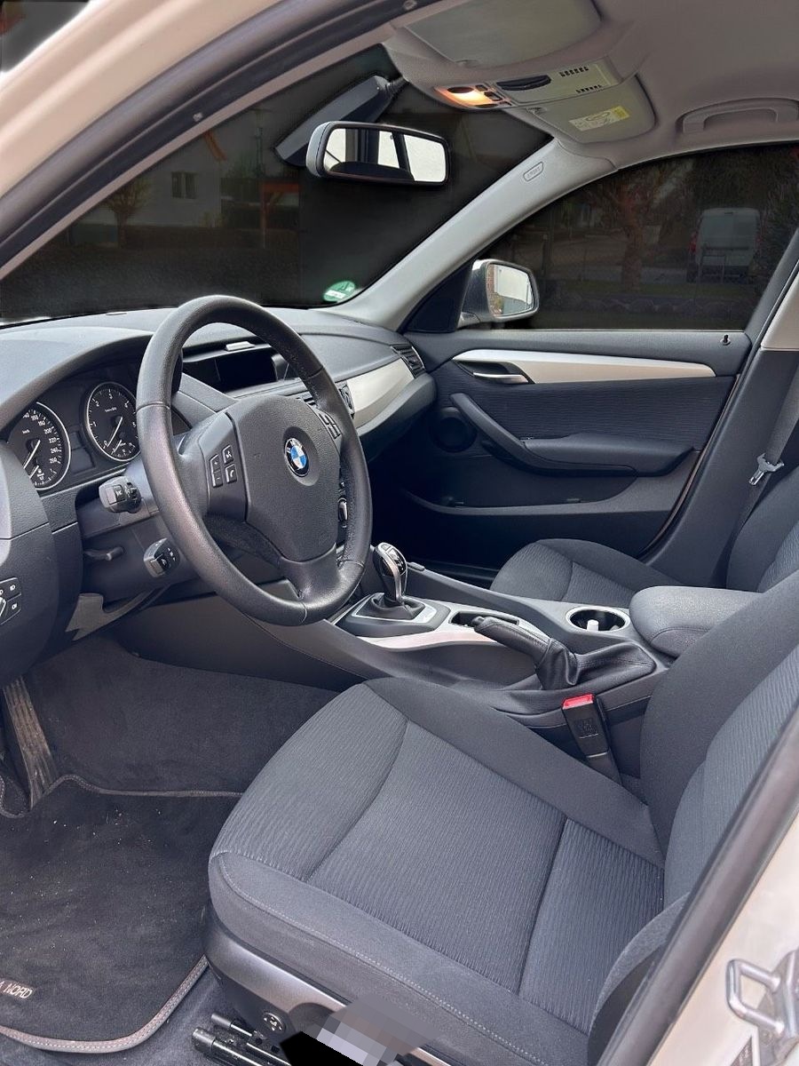 BMW X1 18d foto 4