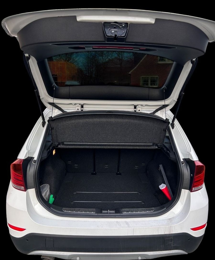 BMW X1 18d foto 10