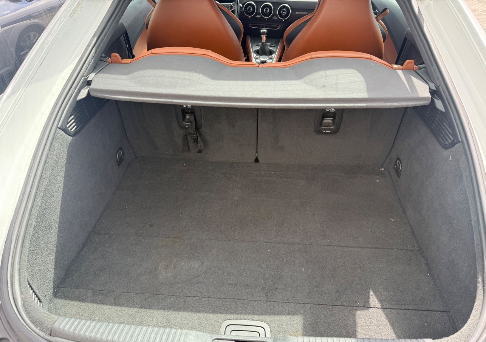 Audi TT Coupe 1.8 TFSINAVI KLIMA PDC SLINE foto 24