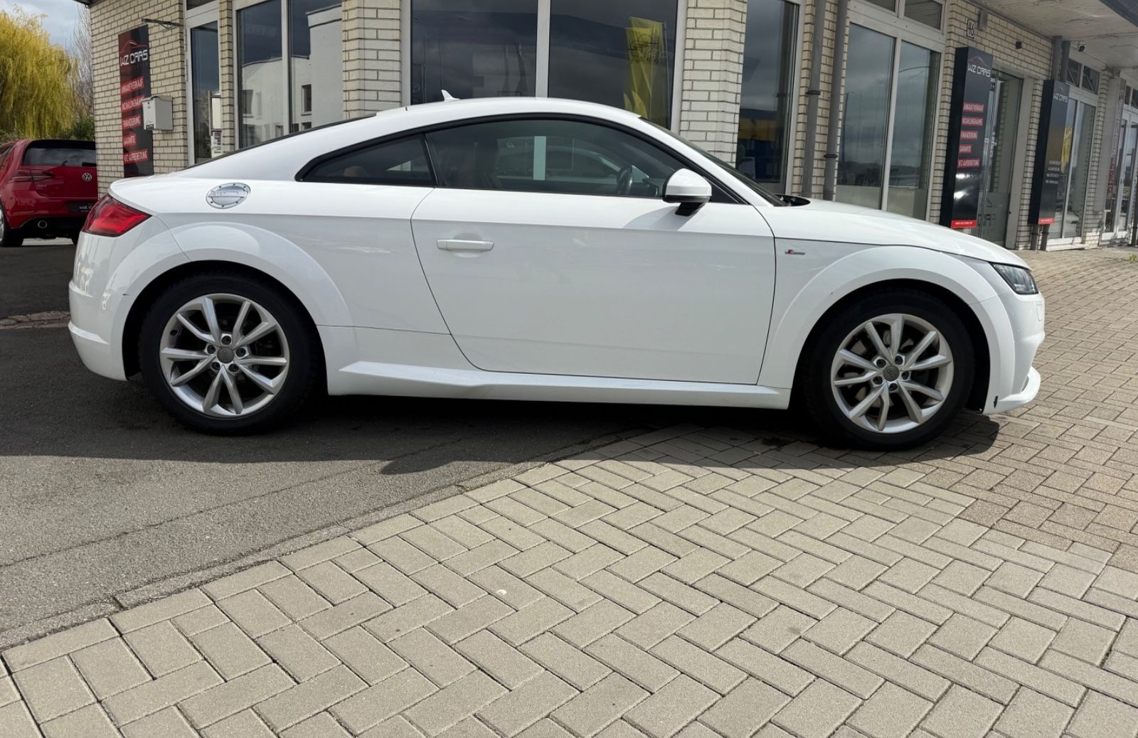 Audi TT Coupe 1.8 TFSINAVI KLIMA PDC SLINE foto 6