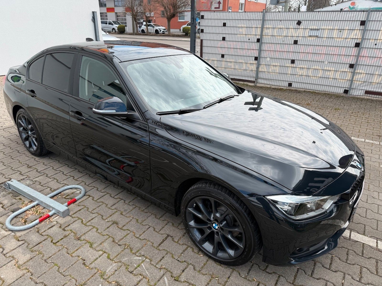 BMW 320 3 Limousine 320 d Advantage foto 2