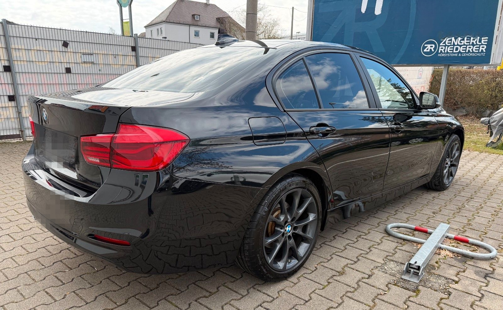 BMW 320 3 Limousine 320 d Advantage foto 12