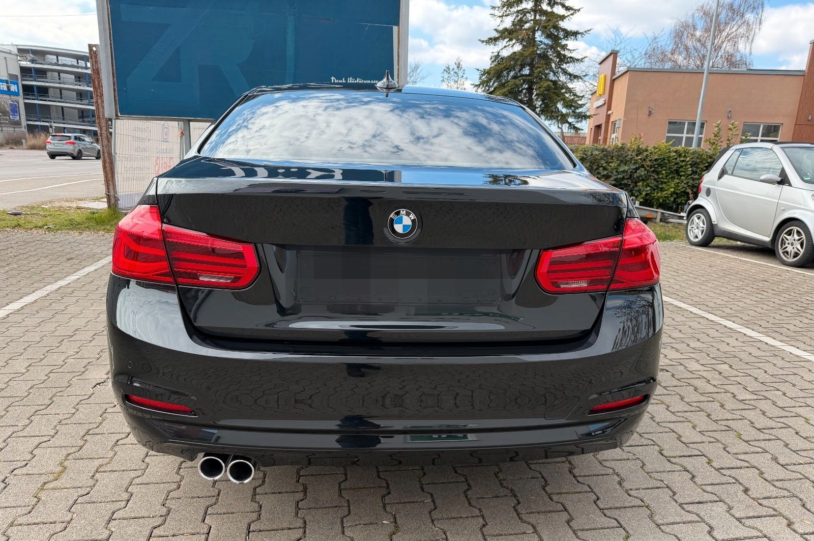 BMW 320 3 Limousine 320 d Advantage foto 16