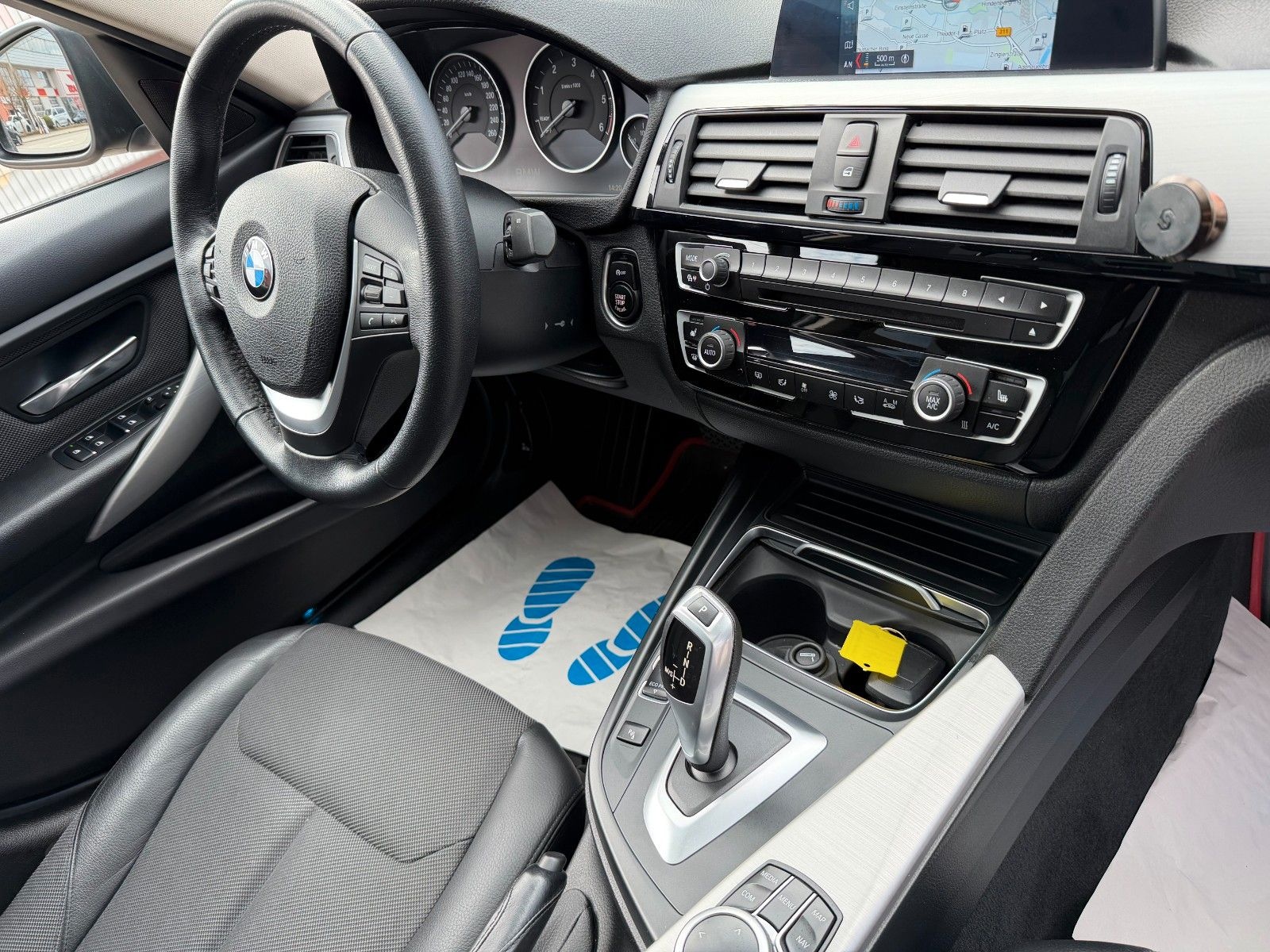 BMW 320 3 Limousine 320 d Advantage foto 22