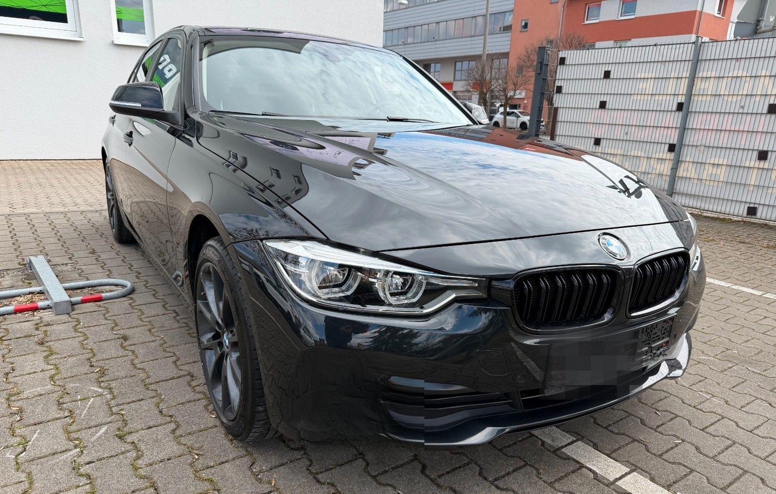 BMW 320 3 Limousine 320 d Advantage foto 4