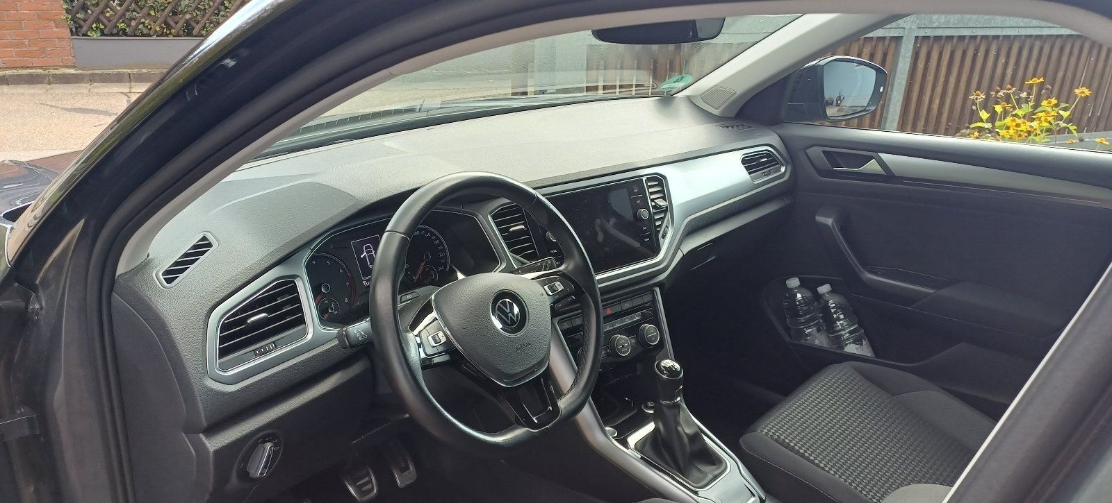 Volkswagen VW T-ROC ACTIVE, 1.5 TSI, LED, ACC, AHK, R... foto 6