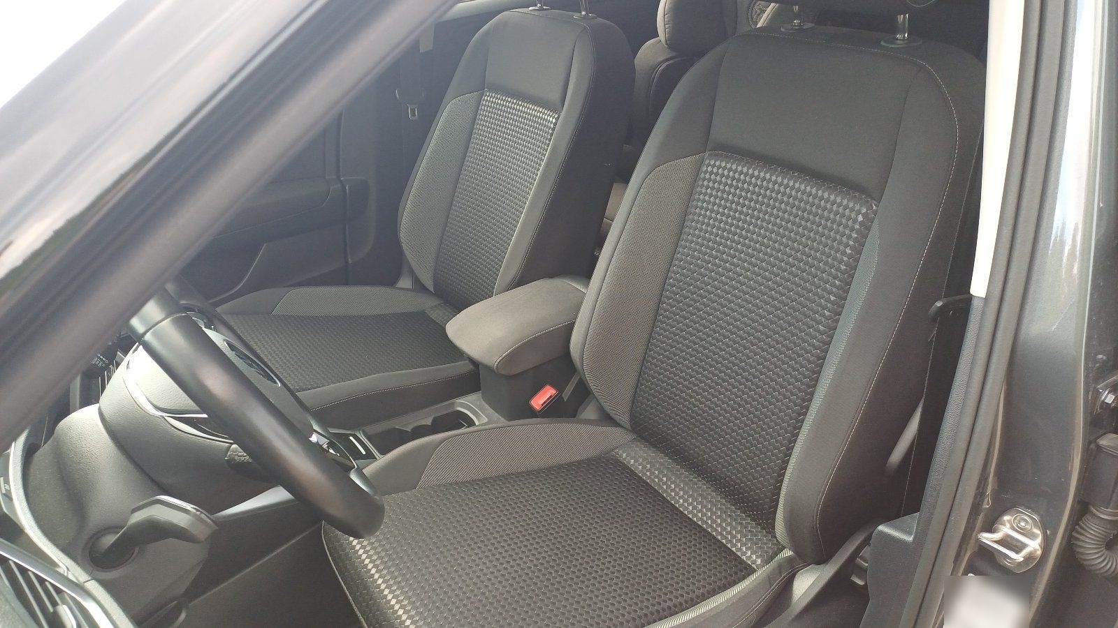Volkswagen VW T-ROC ACTIVE, 1.5 TSI, LED, ACC, AHK, R... foto 7
