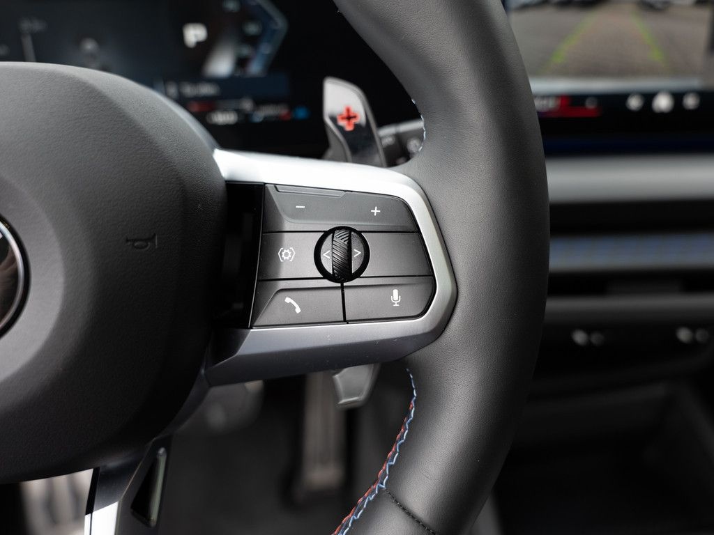 BMW M135i xDrive PANO HUD 360° LED ACC NAVI H/K SHZ foto 24