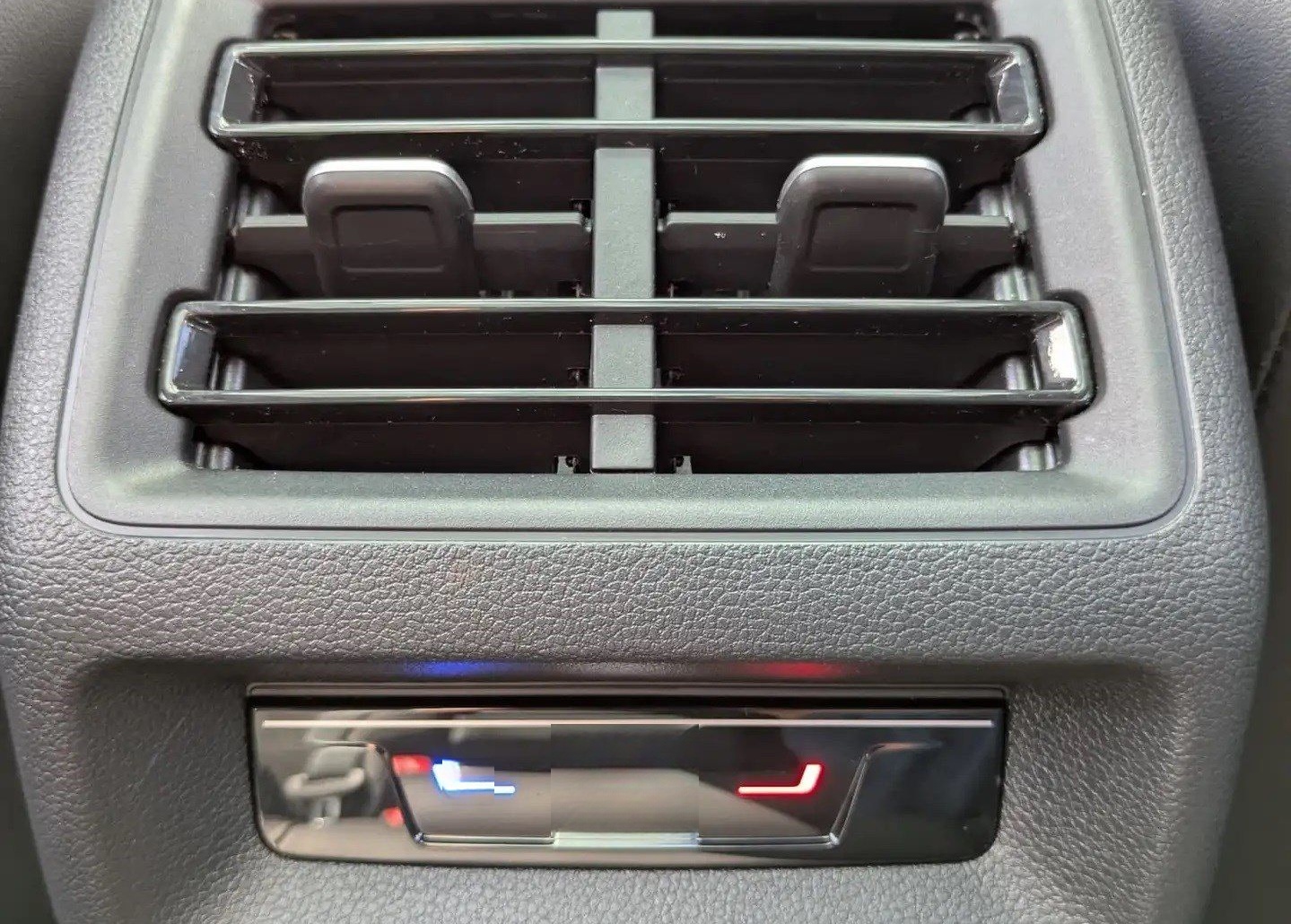 Volkswagen Tiguan 4M R-Line foto 14