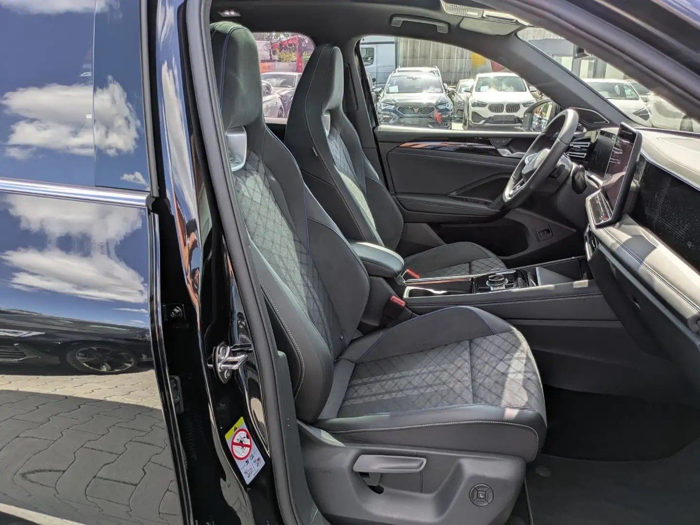 Volkswagen Tiguan 4M R-Line foto 7