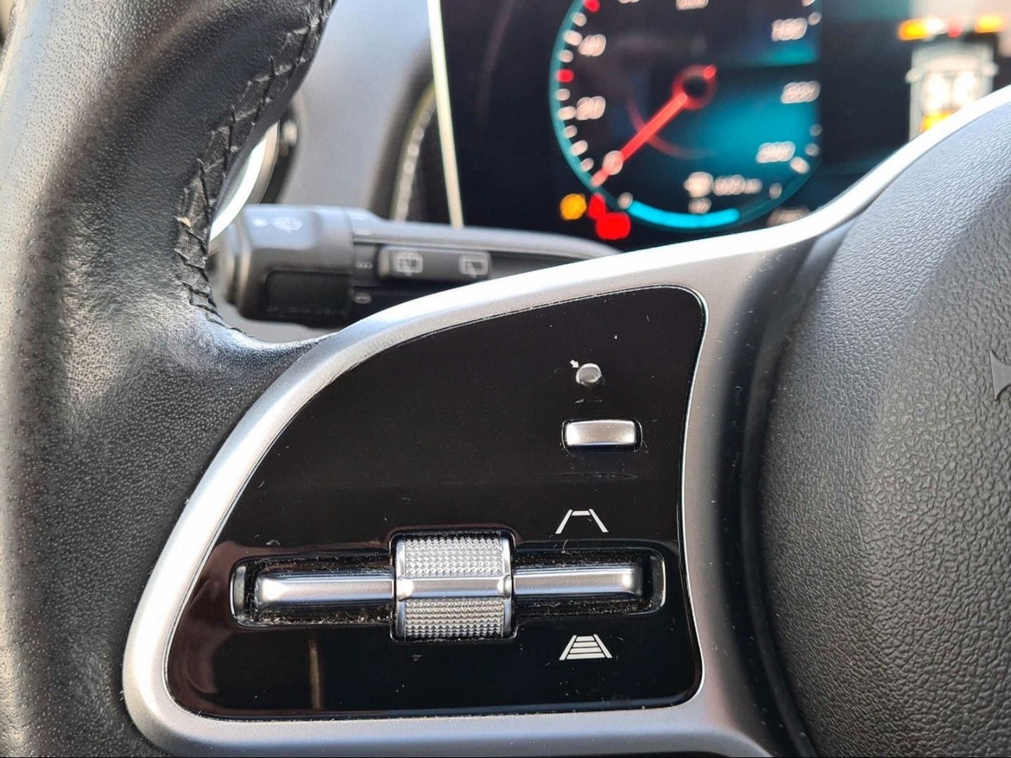 Mercedes-Benz GLB 220 d 4Matic Automatik Progressive Business  foto 22