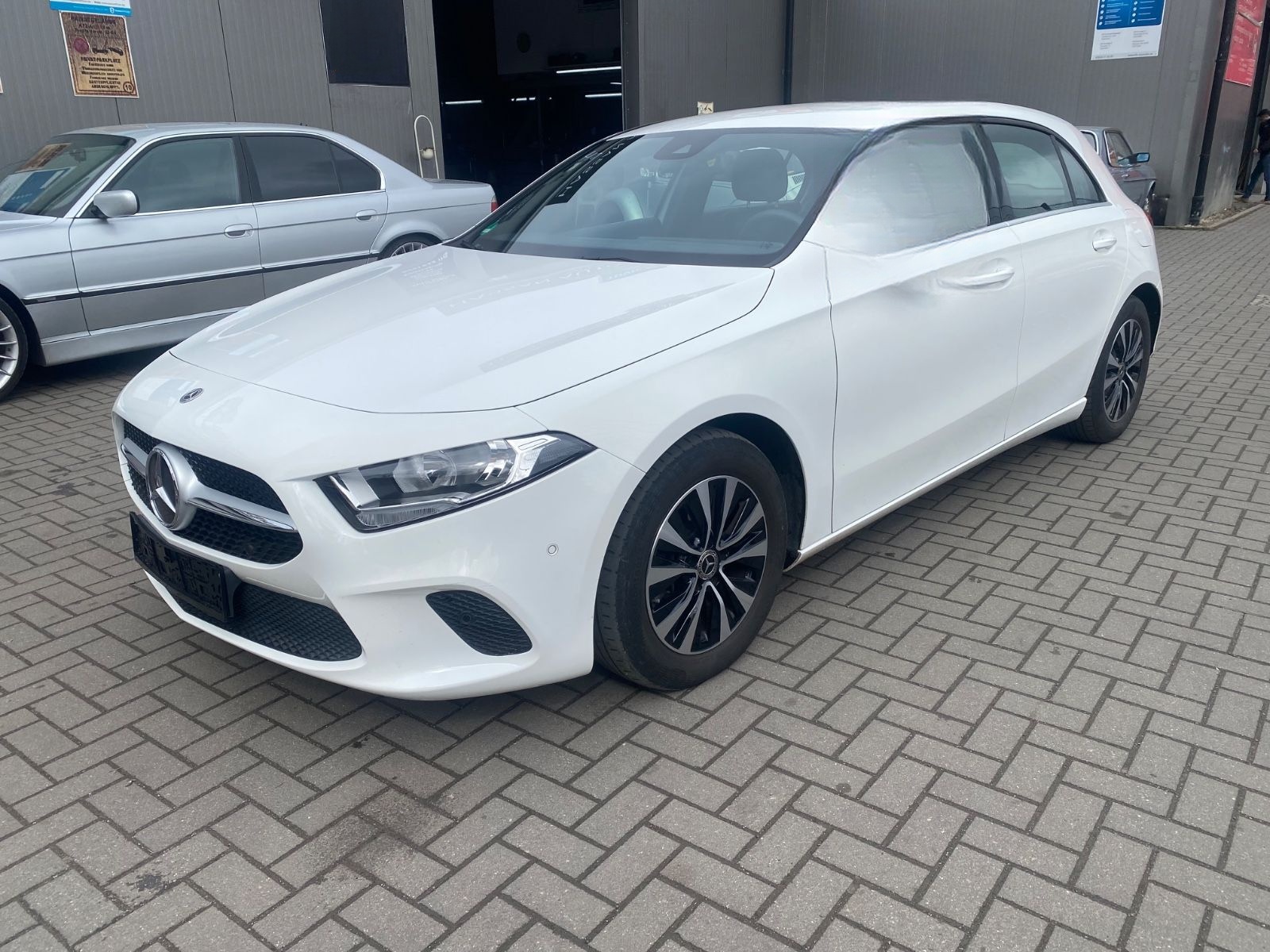 Mercedes-Benz A 180 d / Kamera / Teil Leder / NAVI foto 2