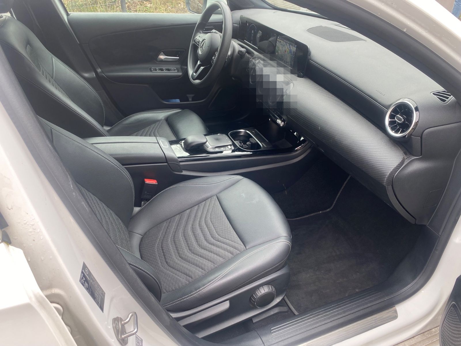 Mercedes-Benz A 180 d / Kamera / Teil Leder / NAVI foto 13