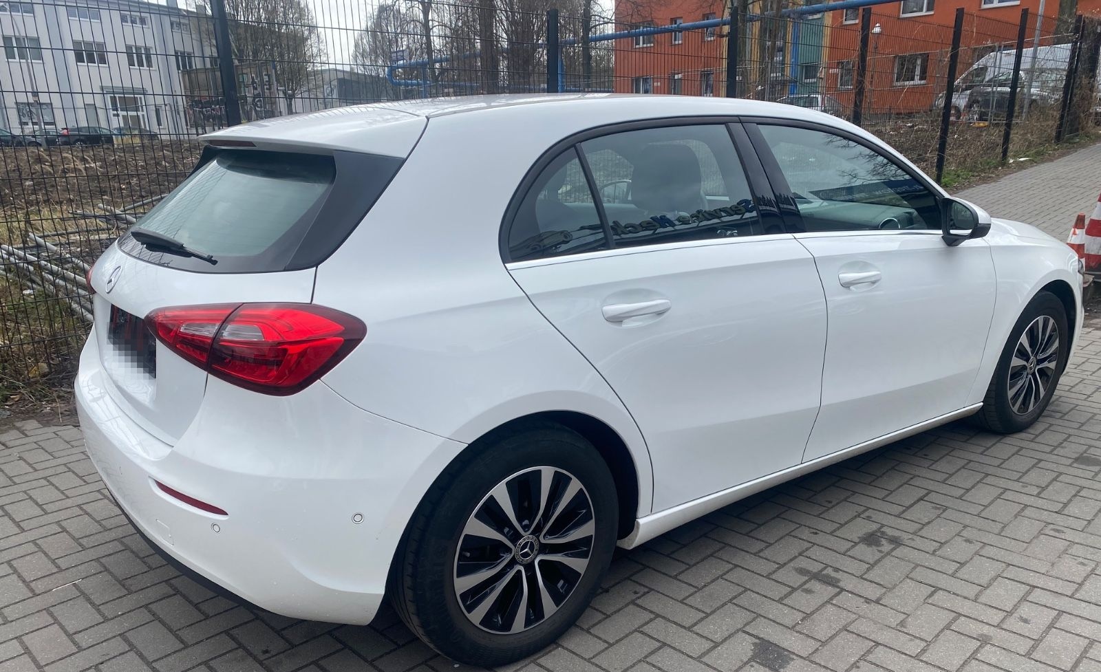 Mercedes-Benz A 180 d / Kamera / Teil Leder / NAVI foto 4