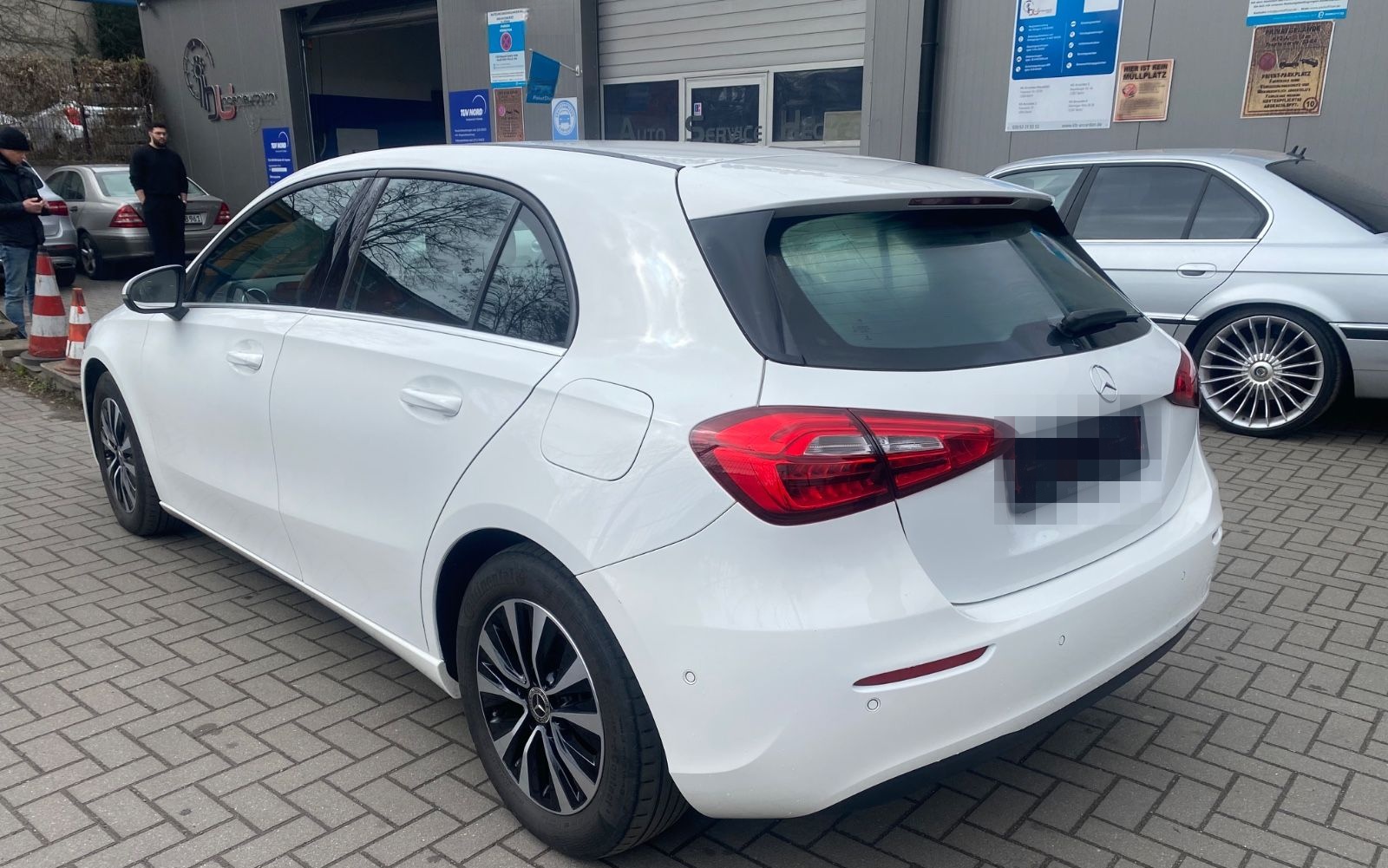 Mercedes-Benz A 180 d / Kamera / Teil Leder / NAVI foto 5