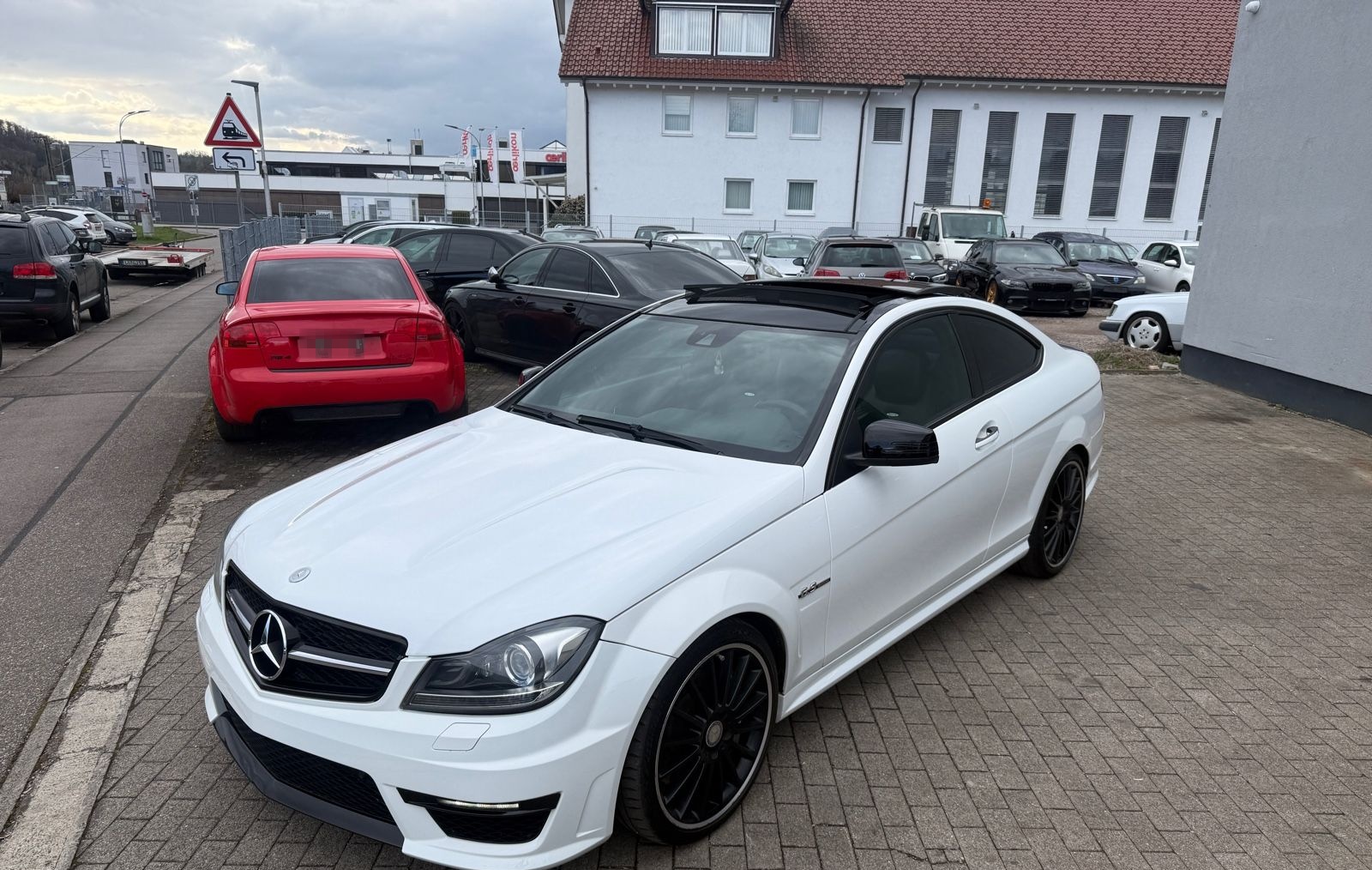 Mercedes-Benz C 63 AMG C Coupe C 63 AMG foto 14